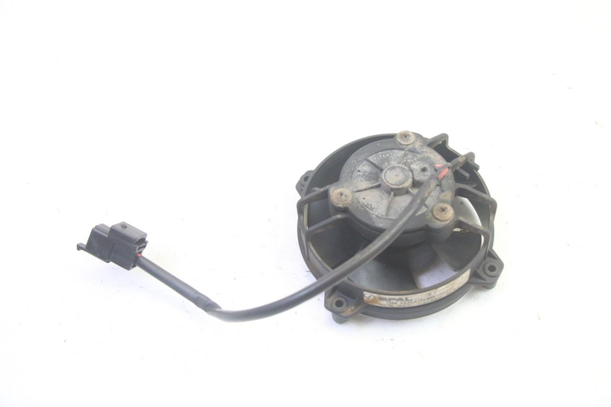 photo de VENTILADOR YAMAHA XMAX X-MAX 125 (2006 - 2009) - Zoom do estado de desgaste