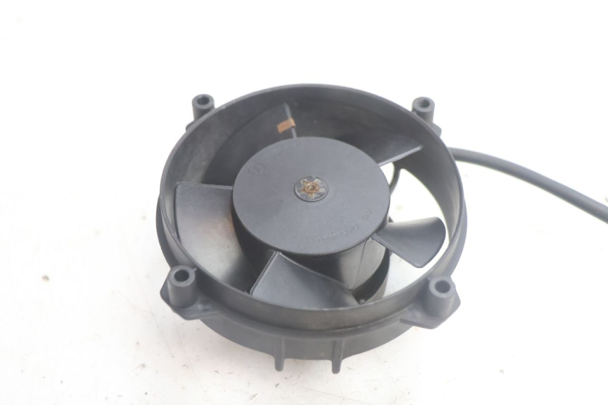 photo de VENTILADOR YAMAHA XMAX X-MAX 125 (2006 - 2009) - Detalhe da peça