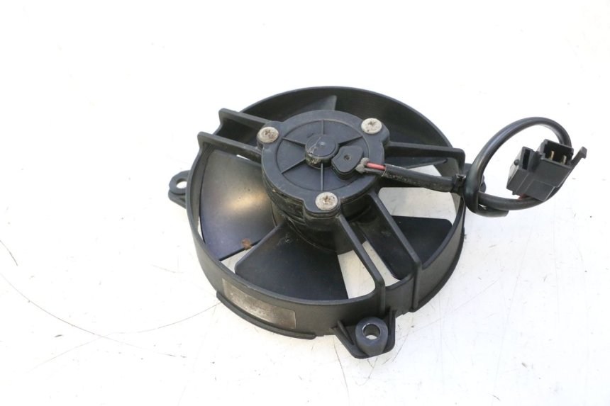 photo de VENTILADOR YAMAHA X-MAX XMAX 125 (2010 - 2013) - Zoom do estado de desgaste