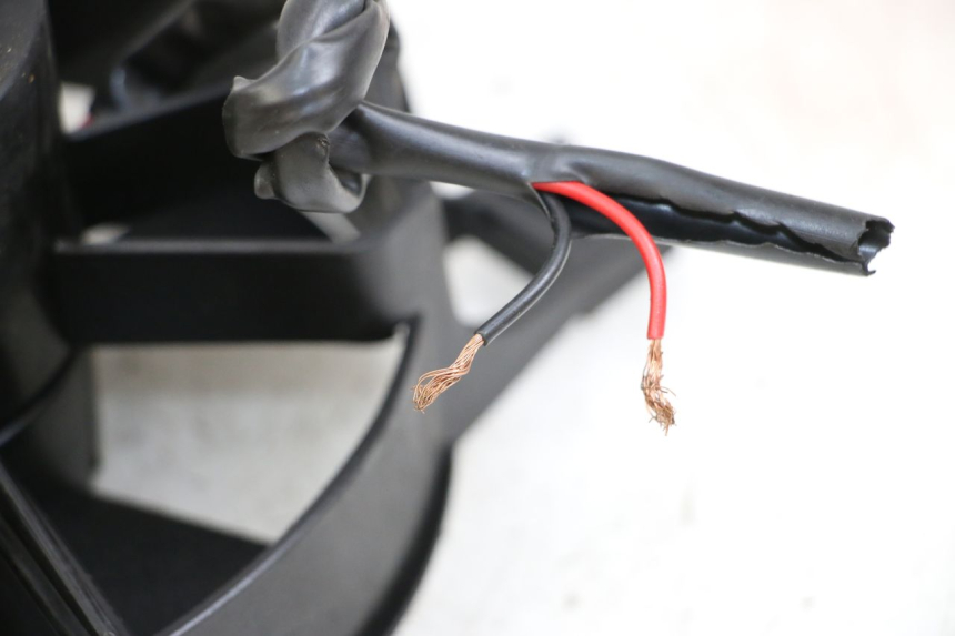 photo de VENTILADOR PIAGGIO X10 125 (2012 - 2017) - Detalhe da peça
