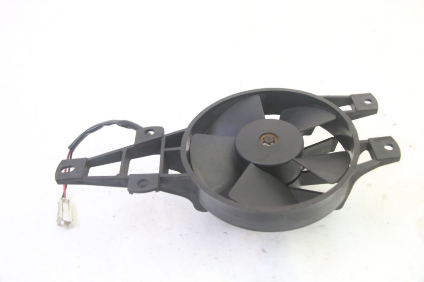photo de VENTILADOR PIAGGIO X8 125 (2004 - 2007) - Detalhe da peça