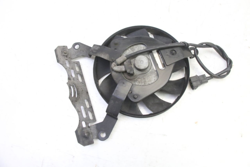 photo de VENTILADOR YAMAHA XJ6 ABS 600 (2008 - 2016) - Ampliação técnica