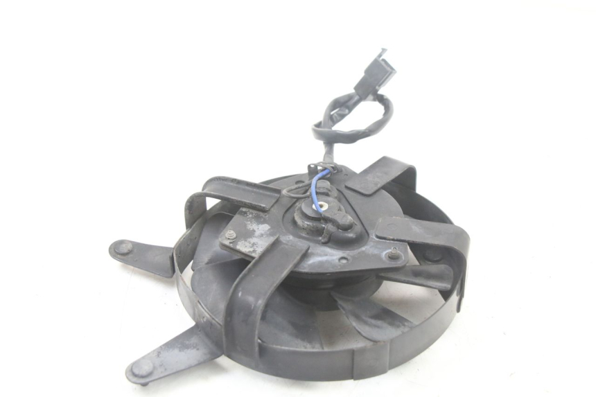 photo de VENTILADOR YAMAHA FZS FAZER 600 (2001 - 2003) - Outro ângulo de visão