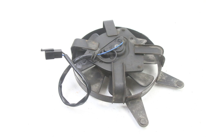 photo de VENTILADOR YAMAHA FZS FAZER 600 (2001 - 2003) - Zoom do estado de desgaste