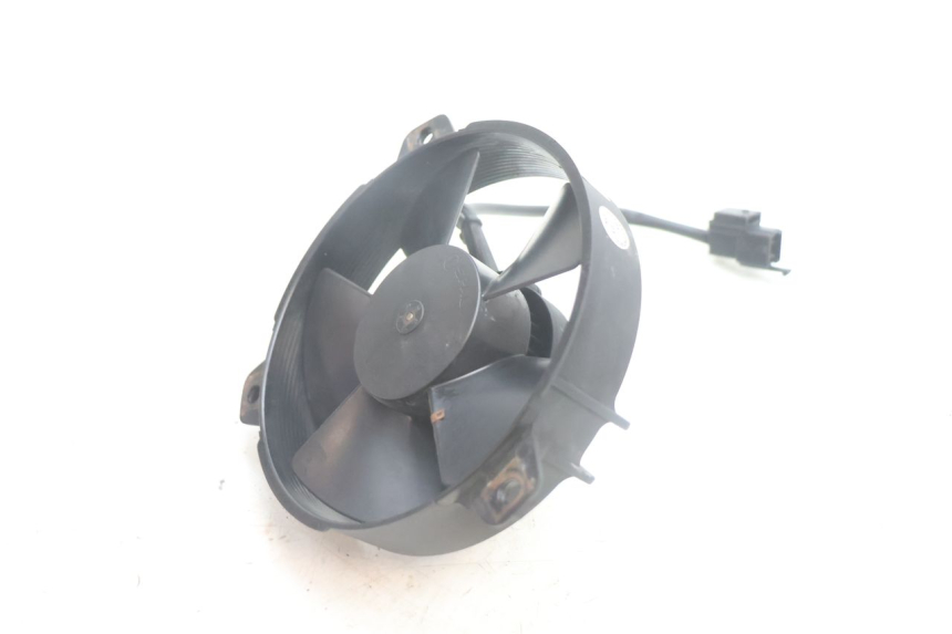 photo de VENTILADOR YAMAHA YP MAJESTY 125 (2002 - 2006) - Detalhe da peça