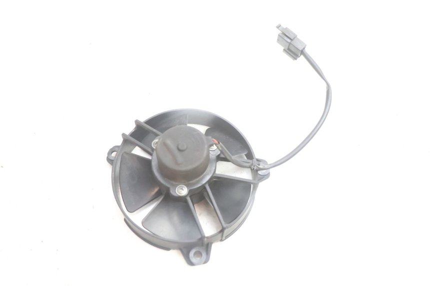 photo de VENTILADOR YAMAHA YP MAJESTY 125 (2002 - 2006) - Outro ângulo de visão