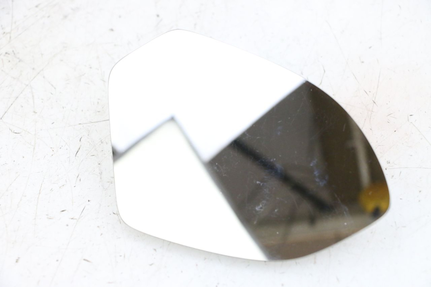 photo de VIDRO DO ESPELHO RETROVISOR ESQUERDO PIAGGIO X9 EVOLUTION 125 (2003 - 2007) - Detalhe da peça