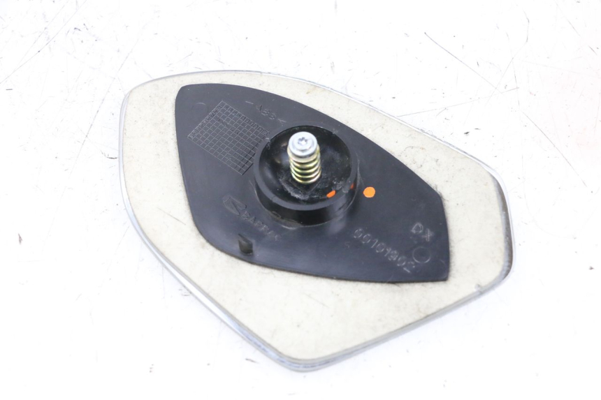photo de VIDRO DO ESPELHO RETROVISOR ESQUERDO PIAGGIO X9 EVOLUTION 125 (2003 - 2007) - Vista do produto