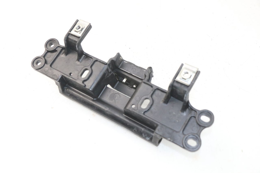 photo de FECHO DO BANCO YAMAHA FJR ABS 1300 (2006 - 2012) - Detalhe da peça