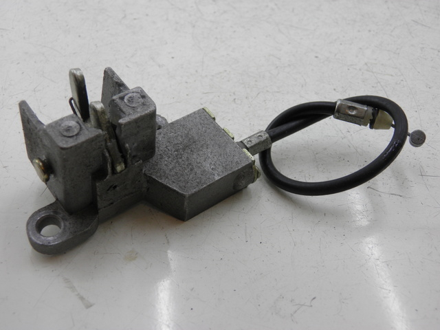 photo de FECHO DO BANCO TNT MOTOR ROMA 10' 4T 50 (2007 - 2018) - Zoom do estado de desgaste