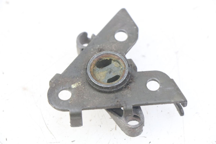 photo de FECHO DA TAMPA PEUGEOT DJANGO 2T 50 (2014 - 2019) - Detalhe da peça