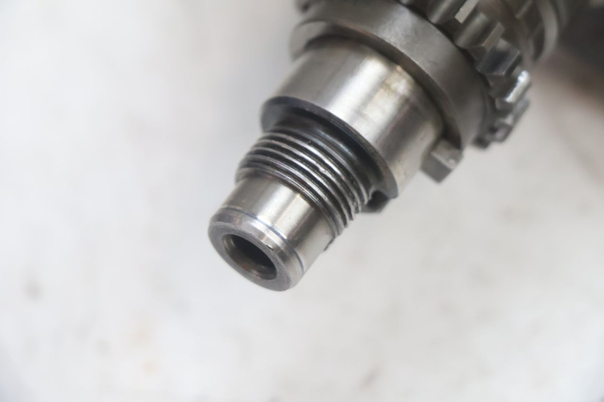 photo de ÁRVORE DE MANIVELAS SUZUKI DR S 600 (1985 - 1989) - Pontos de fixação