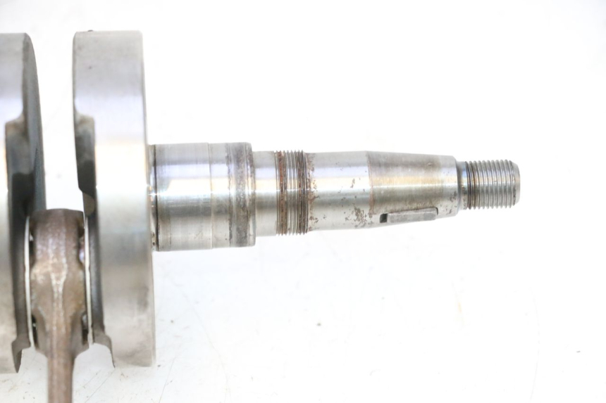 photo de VIRAÇÃO HONDA FES PANTHEON 2T 125 (1998 - 2002) - Pontos de fixação