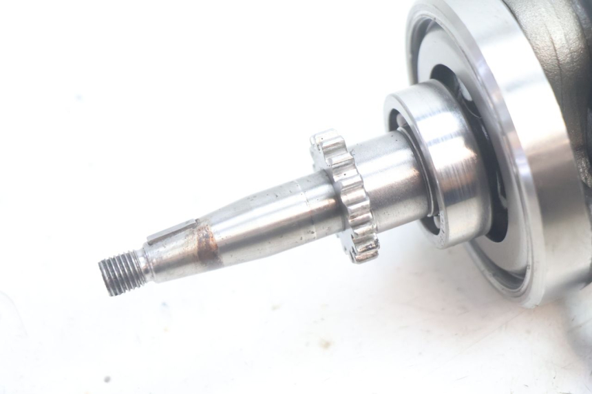 photo de virabrequim PEUGEOT KISBEE 4T 50 (2010 - 2017) - Detalhe da peça