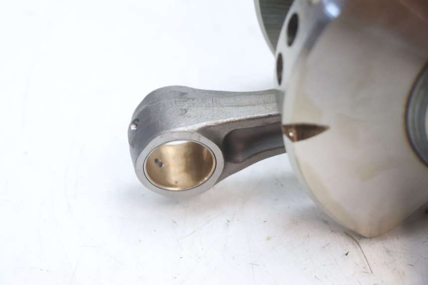 photo de ÁRVORE DE MANIVELAS CAN-AM SPYDER RS 1000 (2008 - 2012) - Estado da superfície