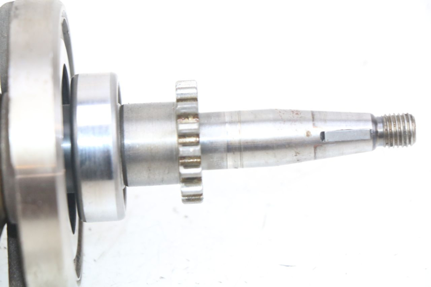 photo de virabrequim PEUGEOT V-CLIC VCLIC 50 (2007 - 2013) - Pontos de fixação