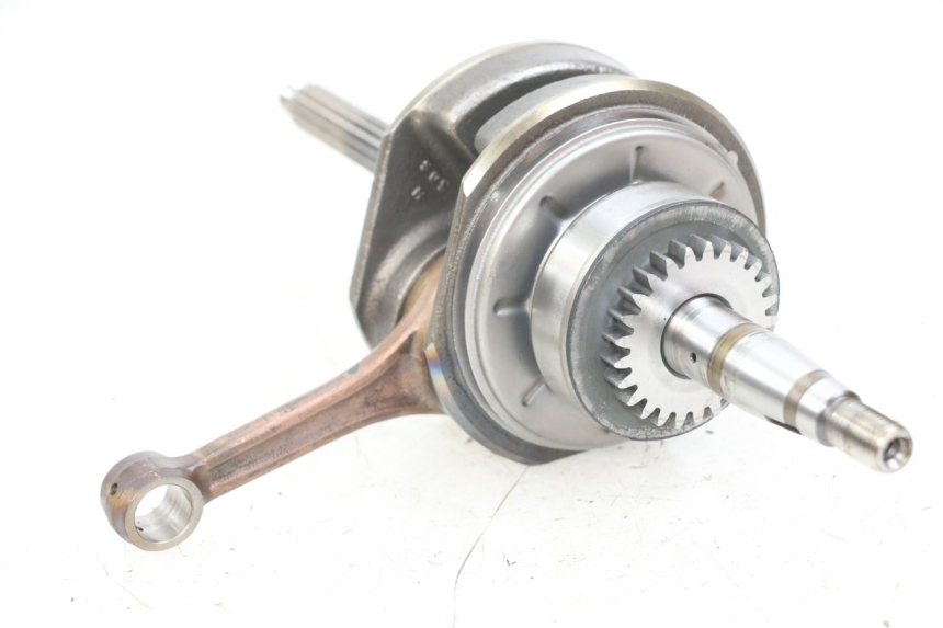 photo de virabrequim YAMAHA YP MAJESTY 125 (2002 - 2006) - Outro ângulo de visão
