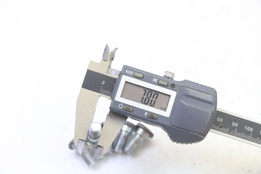photo de PARAFUSO DO DISCO DE FREIO HYOSUNG GV AQUILA 125 (2000 - 2009) - Ampliação técnica