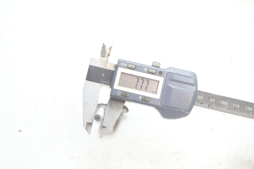 photo de PARAFUSO DO DISCO DE FREIO PEUGEOT KISBEE 2T 50 (2010 - 2017) - Ampliação técnica