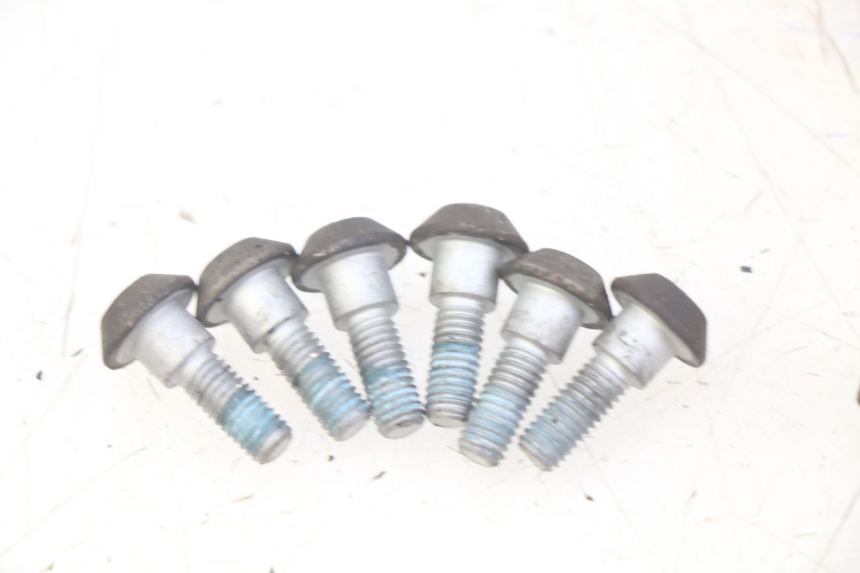 photo de PARAFUSO DO DISCO DE FREIO YAMAHA MT ABS 125 (2014 - 2018) - Pontos de fixação