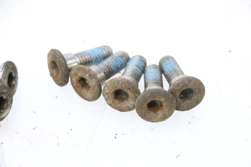 photo de PARAFUSO DO DISCO DE FREIO KYMCO MXU R 250 (2004 - 2010) - Pontos de fixação
