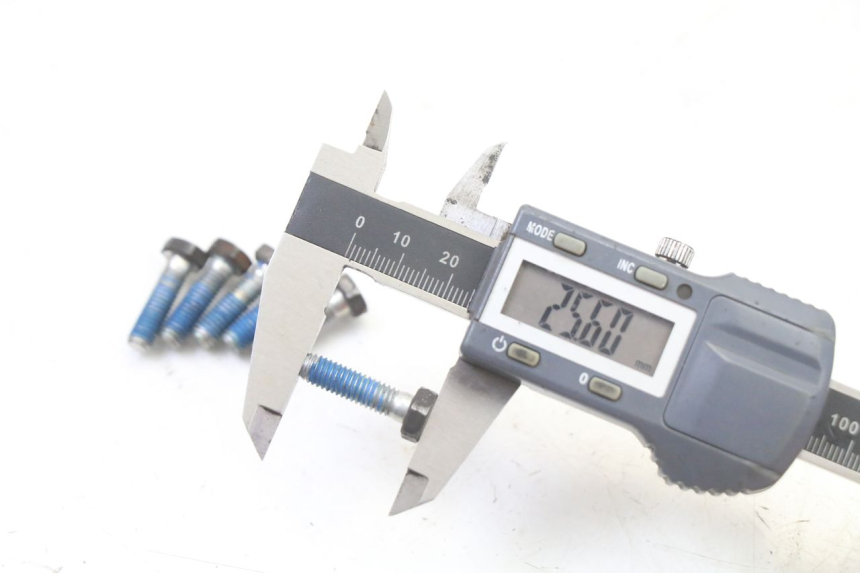 photo de PARAFUSO DO DISCO DE FREIO PIAGGIO NRG POWER PUREJET 50 (2018 - 2021) - Outro ângulo de visão