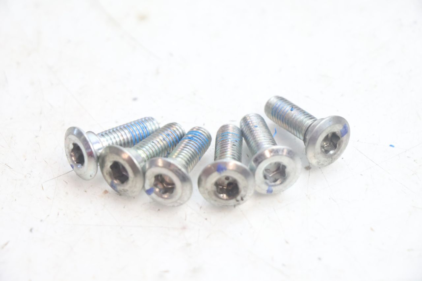 photo de PARAFUSO DO DISCO DE FREIO JM MOTORS R-MAX TECH 50 (2024 - 2026) - Detalhe da peça