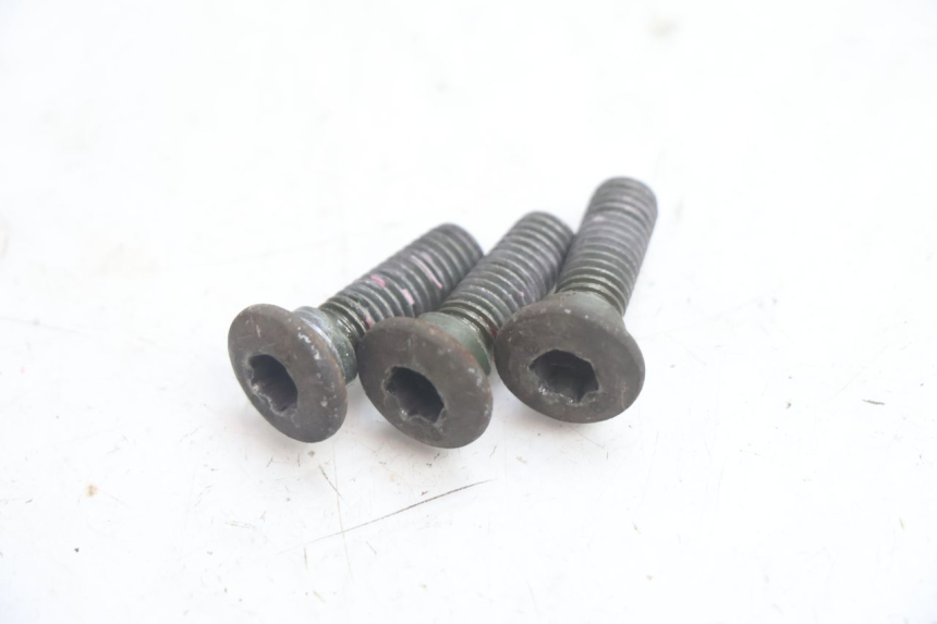 photo de PARAFUSO DO DISCO DE FREIO TNT MOTOR ROMA 12' 2T 50 (2007 - 2018) - Detalhe da peça