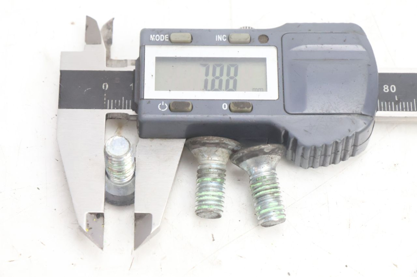 photo de PARAFUSO DO DISCO DE FREIO PEUGEOT SATELIS 125 (2013 - 2018) - Ampliação técnica