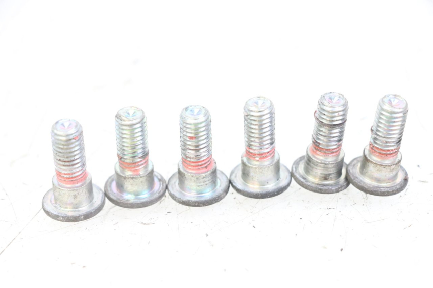 photo de PARAFUSO DO DISCO DE FREIO SUZUKI BURGMAN 125 (2018 - 2021) - Ampliação técnica