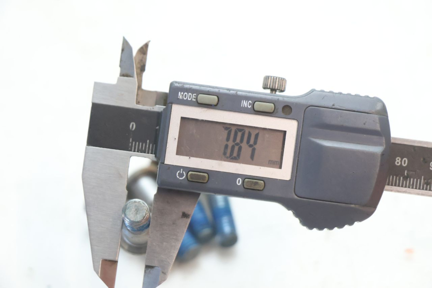 photo de PARAFUSO DO DISCO DE FREIO SUZUKI SV S 650 (2003 - 2009) - Ampliação técnica