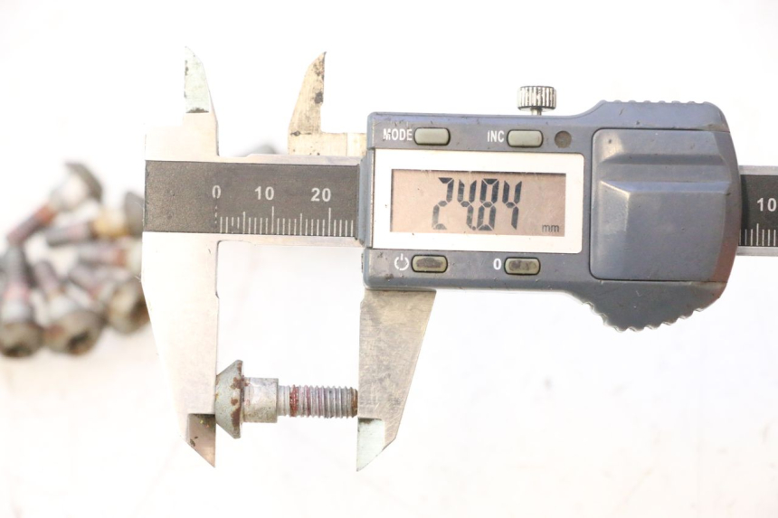 photo de PARAFUSO DO DISCO DE FREIO YAMAHA YZF R6 600 (2008 - 2009) - Estado da superfície
