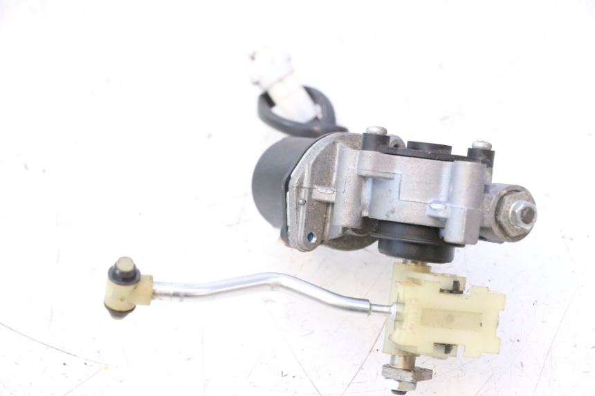 photo de ABERTURAS DE AR YAMAHA YZF R6 600 (2008 - 2009) - Outro ângulo de visão